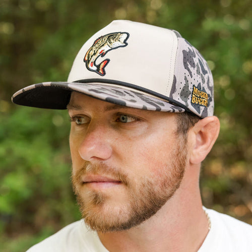 Big Bass Daddy Duck Camo Bucket